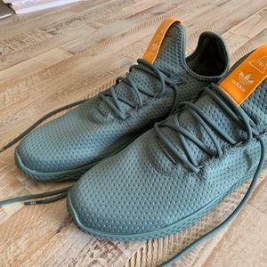 Adidas Athletic Workout Shoes for Men